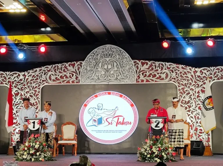 Duel Program Pelayanan Publik, Mulyadi-Ardika dan Sanjaya-Dirga Saling Adu Gagasan
