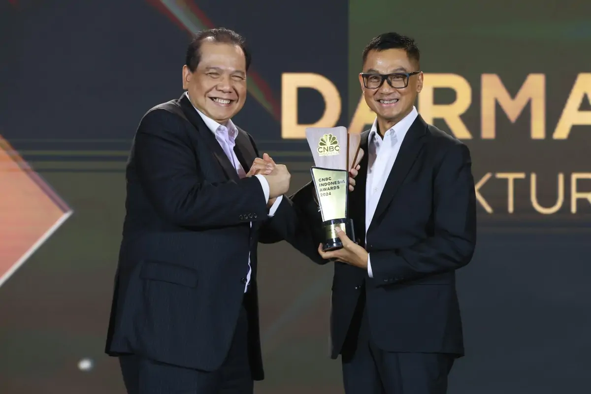 Darmawan Prasodjo Raih Hattrick sebagai CEO of The Year 2024 di Ajang CNBC Indonesia Awards