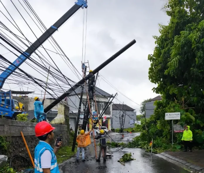 Cuaca Ekstrem Landa Bali, PLN Masih Upayakan Pemulihan Listrik di Beberapa Wilayah