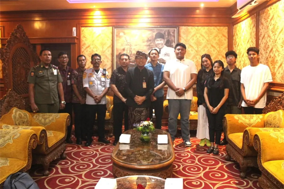 Tulus dan Nidji Meriahkan Temuyuk Festival 2025, Wawali Denpasar Beri Dukungan Penuh Tulus dan Nidji Meriahkan Temuyuk Festival 2025, Wawali Denpasar Beri Dukungan Penuh