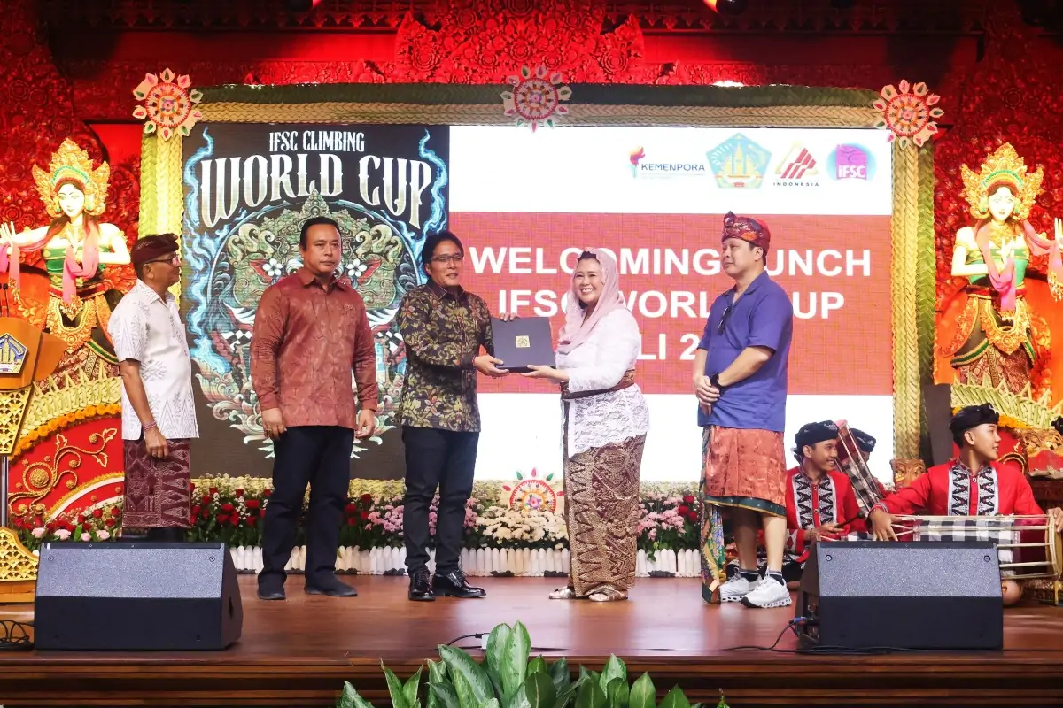 Wagub Giri Prasta Bangga Bali Terpilih sebagai Tuan Rumah IFSC World Cup Bali 2025