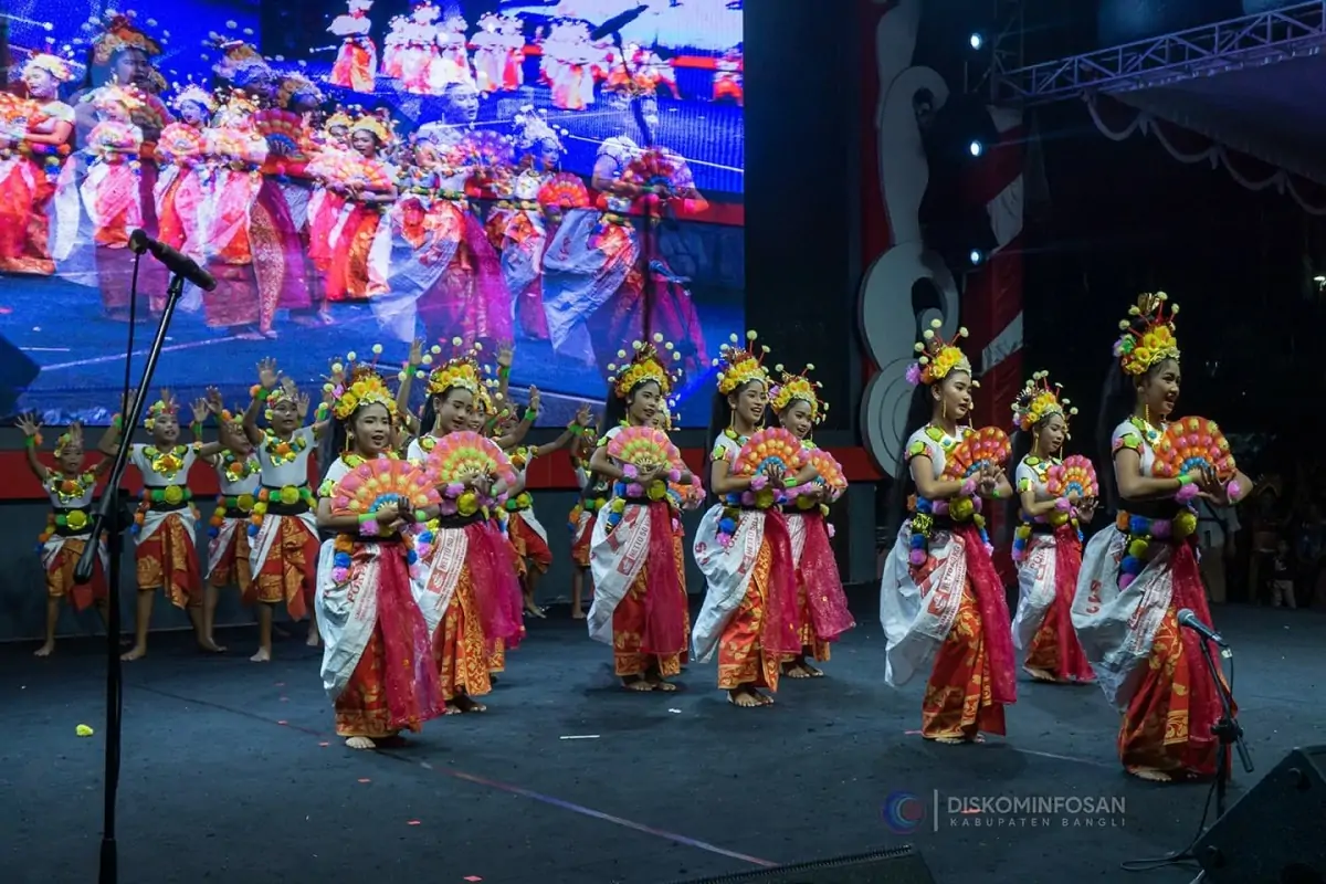 Kreativitas Pelajar Warnai Peringatan HUT ke-821 Kota Bangli