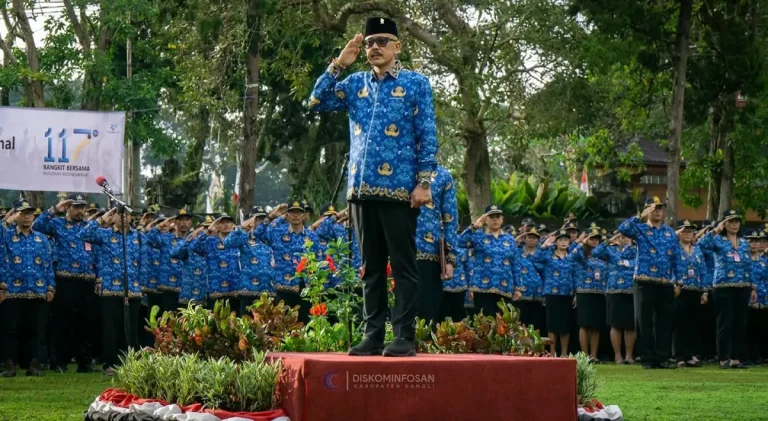 Upacara Harkitnas ke-117 di Bangli, Wabup Wayan Diar Ajak ASN dan Pemuda Teladani Semangat Kebangkitan