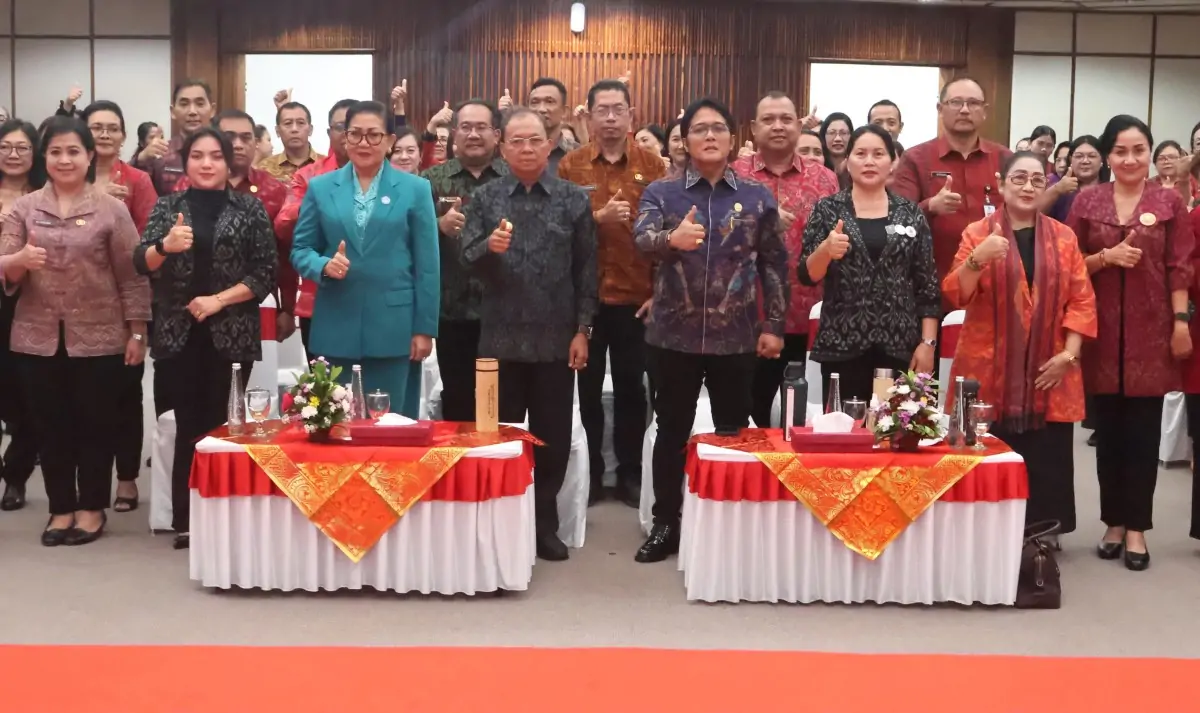 Gubernur Bali Wayan Koster menyatakan dukungan penuh terhadap program kerja BKOW, PUSPA, dan BK3S Bali 2025–2030 saat mengukuhkan kepengurusan baru di Denpasar.