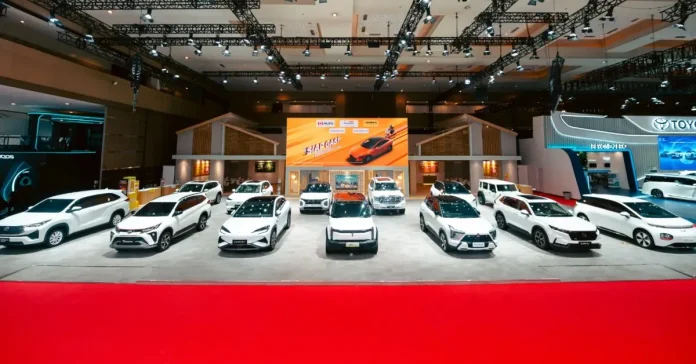 Jawa Timur Jadi Motor Penggerak Industri Otomotif Nasional, Danamon–Adira–MUFG Perkuat Dukungan di IIMS 2025