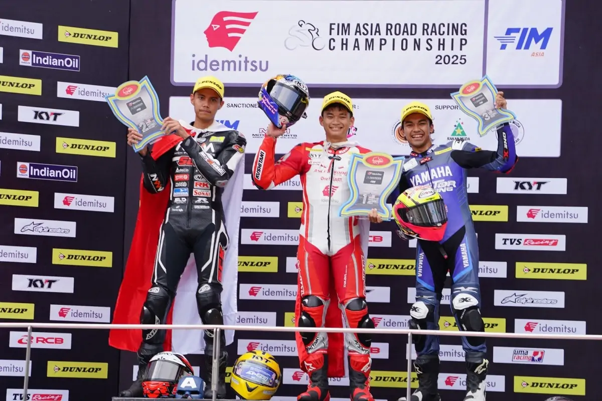 CBR Series tampil tangguh di Sepang, pebalap AHRT berhasil amankan poin penting dan pertahankan posisi puncak klasemen ARRC 2025 di berbagai kelas.