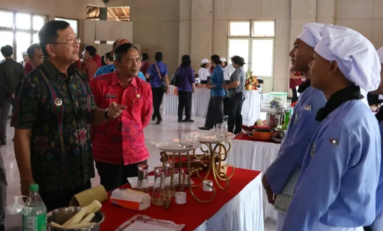 Pemerintah Kabupaten Buleleng menggalakkan semangat konsumsi pangan lokal bergizi tinggi. Salah satunya penyelenggaraan Lomba Olahan Tempe