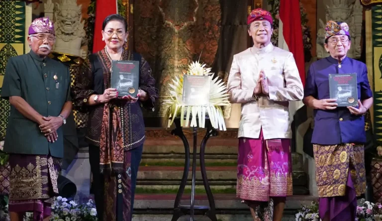 Tokoh seni Bali Anak Agung Gede Ngurah Mandera kembali dikenang sebagai maestro besar melalui peluncuran buku biografi Maestro Tari Legong