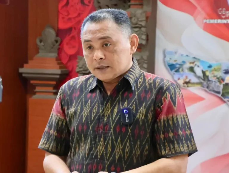 Juru Bicara Gubernur Bali, I Gusti Putu Eka Mulyawan Wira Senapati saat memberi keterangan terkait Fadli Zon Buka PKB 2025
