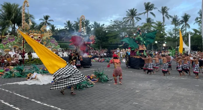 Suasana meriah menyelimuti Desa Saba, Gianyar, pada Jumat 27 Juni 2025 saat Festival Seni Budaya Krisna Saba resmi dibuka.