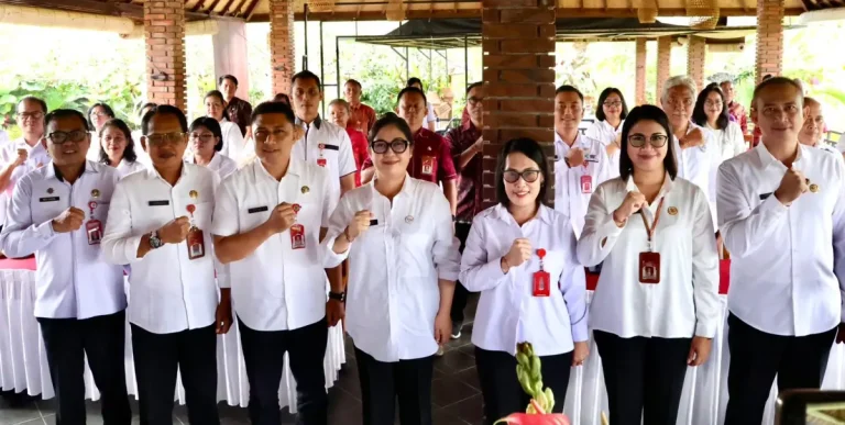 Rai Wahyuni Sanjaya Buka Rakor Posyandu 6 SPM, Dorong Pelayanan Kesehatan Lebih Optimal