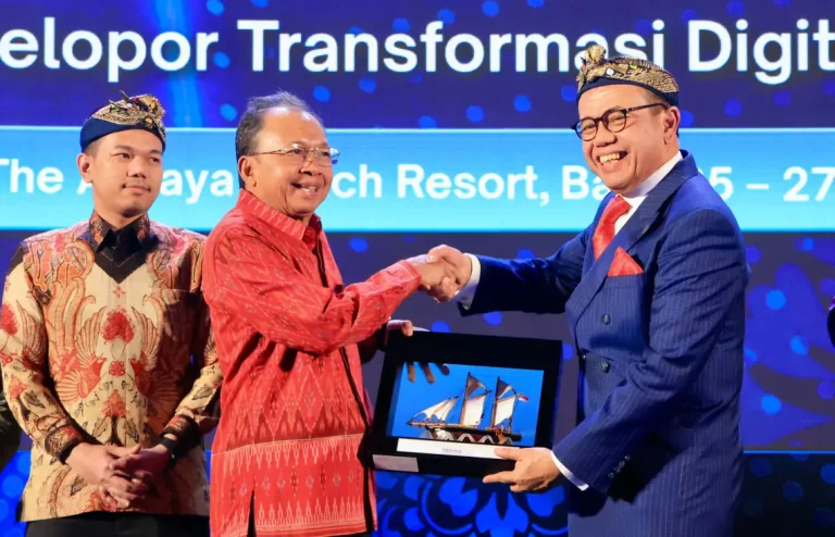 Gubernur Bali Wayan Koster menggulirkan gagasan program “Advokat Masuk Desa” saat membuka Munas Peradi Suara Advokat Indonesia (SAI) 2025