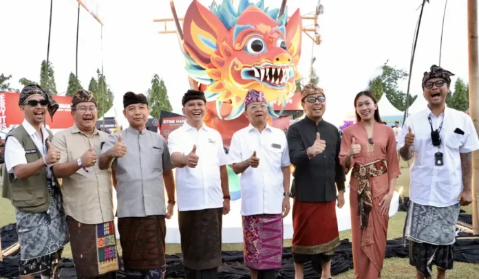 Wakil Wali Kota Denpasar, I Kadek Agus Arya Wibawa memberikan apresiasi terhadap penyelenggaraan PICA Fest 2025, ajang kolaboratif anak muda