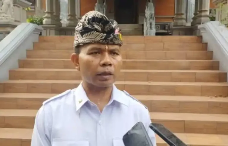 Kepala Dinas Kehutanan dan Lingkungan Hidup (DKLH) Provinsi Bali, Made Rentin, memastikan bahwa TPA Suwung tetap ditutup untuk jenis sampah organik sejak 1 Agustus 2025