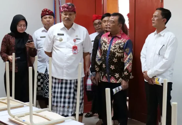 Pemkab Tabanan Dukung Program Bersih Sehat di Sentra Mahatmiya Pemkab Tabanan Dukung Program Bersih Sehat di Sentra Mahatmiya
