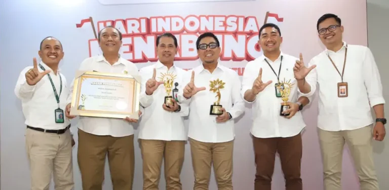 Otoritas Jasa Keuangan (OJK) bersama kementerian/lembaga kembali mengampanyekan pentingnya budaya menabung sejak dini.