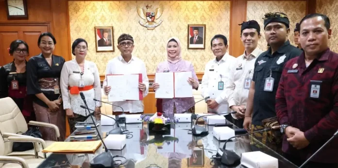 Pemkot Denpasar Perkuat Sinergi Hukum, Wali Kota Jaya Negara Teken Nota Kesepakatan dengan Kanwil Kemenkum Bali