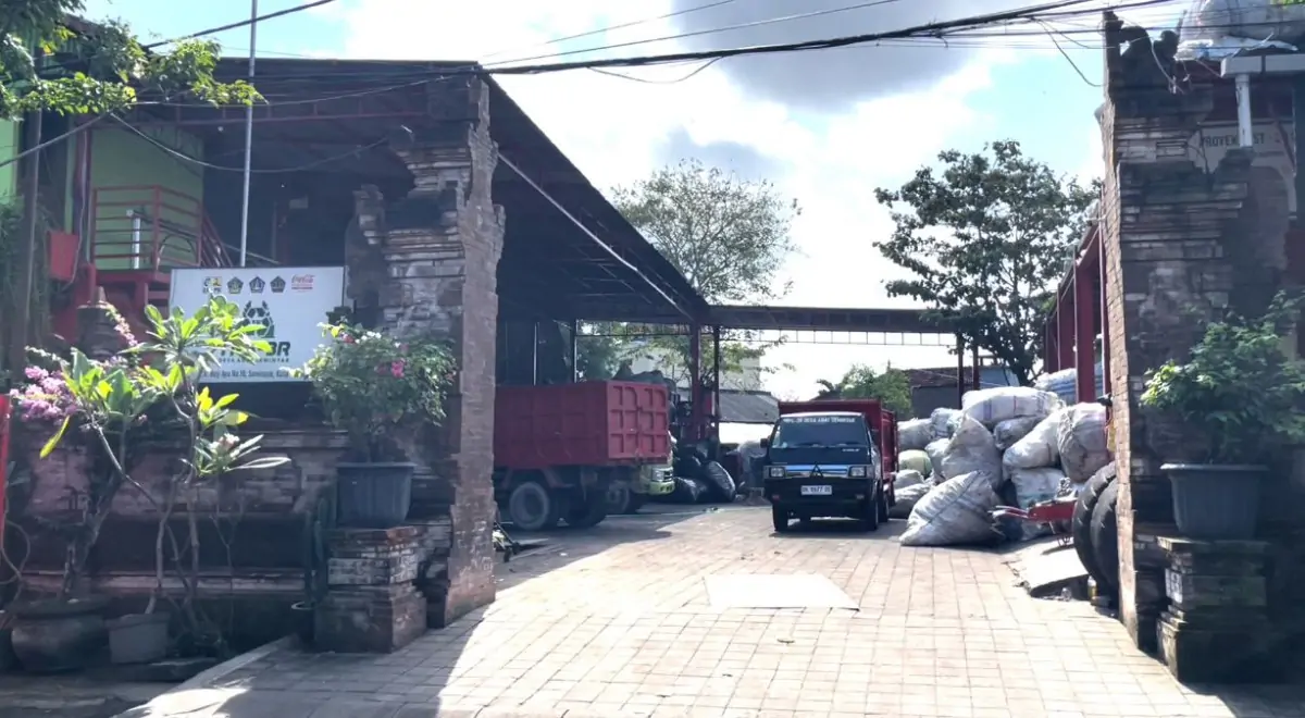 TPST 3R Desa Adat Seminyak Hadapi Lonjakan Sampah dari Sektor Pariwisata