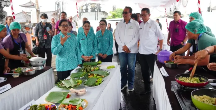 Putri Koster Ajak PKK Bersatu Wujudkan Gerakan Bali Bersih Sampah dari Rumah Tangga