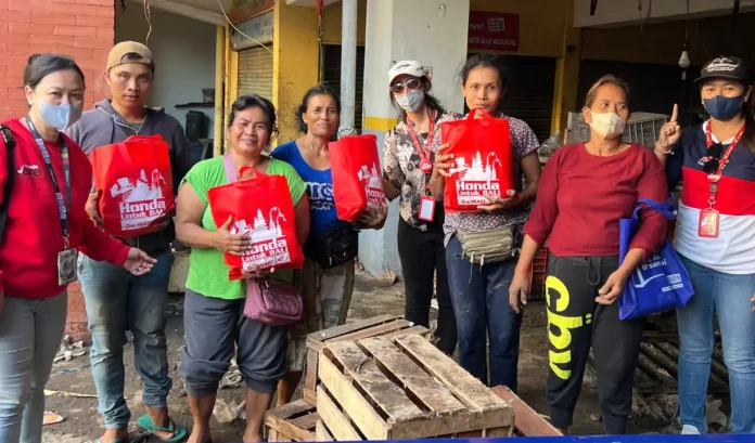 Honda Bali dan Tirto Agung Motor Salurkan Bantuan Sembako dan Service Gratis untuk Korban Banjir