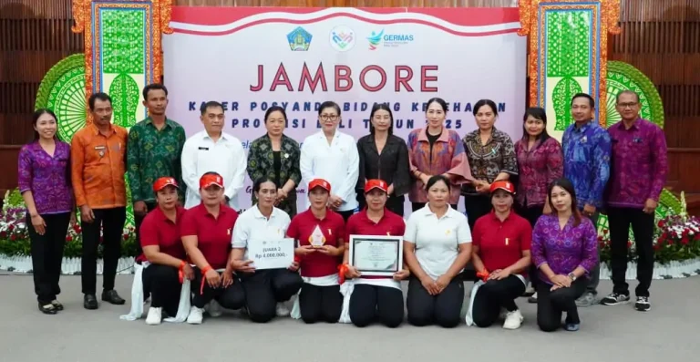 Putri Suastini Koster membuka Jambore Kader Posyandu 2025 dan mendorong peningkatan kualitas Posyandu bagi masyarakat Bali.