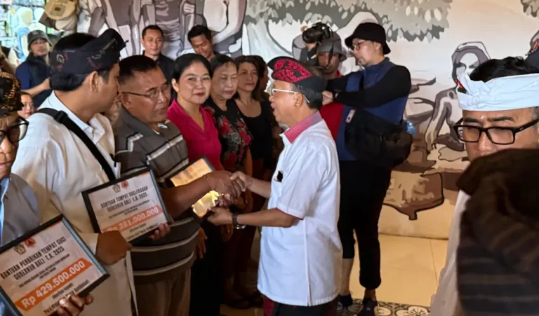 Gubernur Bali Wayan Koster menegaskan bahwa aksi donasi sukarela dan gotong royong ASN Pemprov Bali untuk membantu korban banjir
