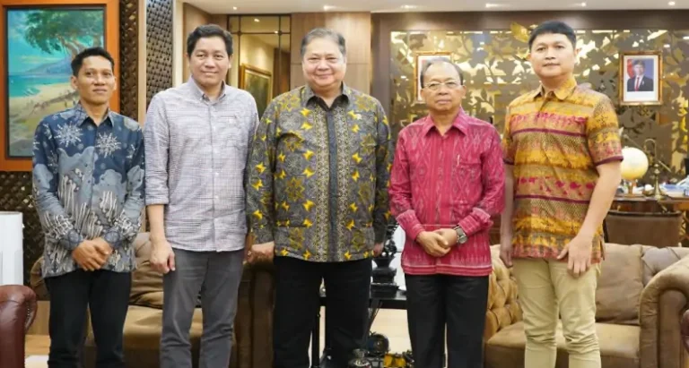 Gubernur Bali Wayan Koster melakukan audiensi dengan Menteri Koordinator Bidang Perekonomian RI, Airlangga Hartarto, pada 24 September 2025 di Jakarta.