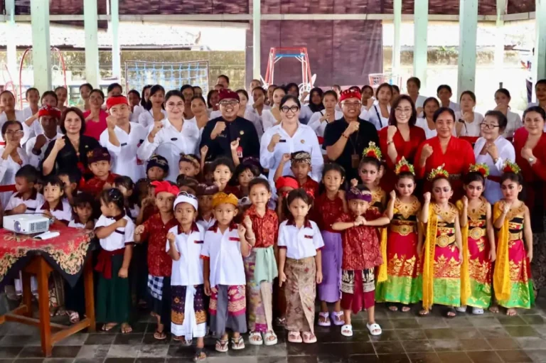 Rai Wahyuni Resmikan Gedung Baru TK Negeri Selemadeg Barat, Dorong Fasilitas Pendidikan Anak Usia Dini yang Layak di Tabanan