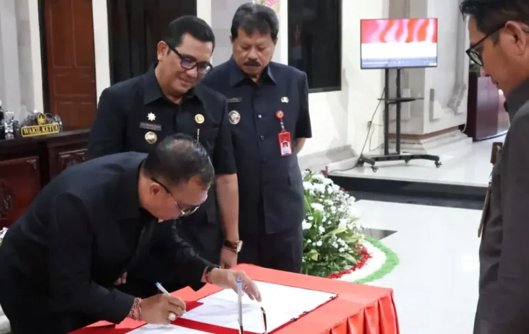 Pemerintah Kabupaten Tabanan dan Dewan Perwakilan Rakyat Daerah (DPRD) Kabupaten Tabanan resmi menandatangani Nota Kesepakatan Bersama