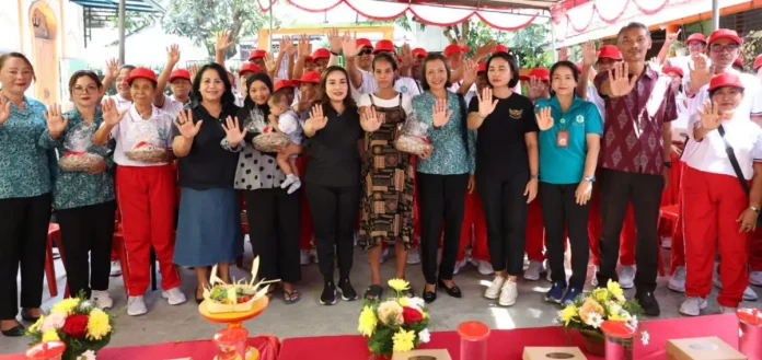 Ayu Kristi Arya Wibawa membuka Posyandu Paripurna Tahap II tahun 2025 di Denpasar Timur dan menegaskan pentingnya posyandu sebagai pusat layanan terpadu bagi semua kalangan masyarakat.