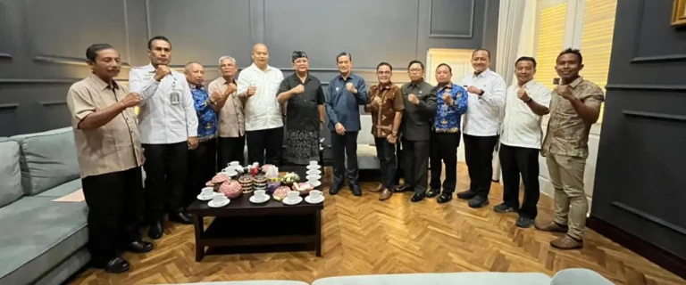 Bupati Buleleng I Nyoman Sutjidra menyatakan dukungan penuh terhadap Kejuaraan Dunia Vovinam 2025 sebagai peluang untuk mengangkat citra Buleleng melalui olahraga, budaya, dan pariwisata.
