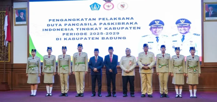Pemkab Badung melalui Bakesbangpol resmi mengangkat Pelaksana Duta Pancasila Paskibraka Indonesia (DPPI) Kabupaten Badung periode 2025–2029 dalam acara di Ruang Kertha Gosana.