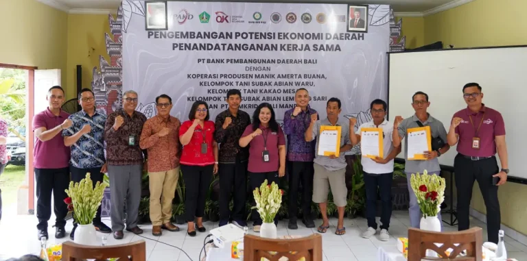 Otoritas Jasa Keuangan (OJK) Provinsi Bali memfasilitasi kerja sama pengembangan komoditas kakao di Kabupaten Tabanan sebagai upaya mendorong penguatan ekonomi daerah.
