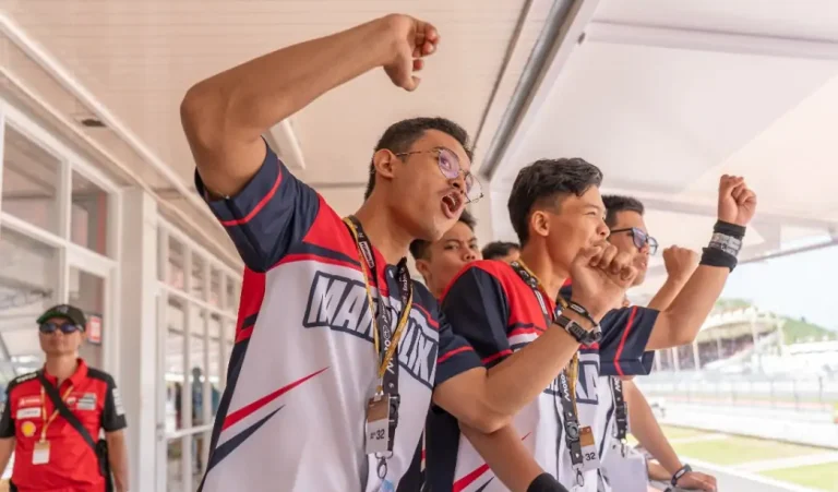 Para peserta menyaksikan balapan MotoGP Pertamina Grand Prix of Indonesia di Sirkuit Mandalika, Minggu 5 Oktober 2025 lalu.