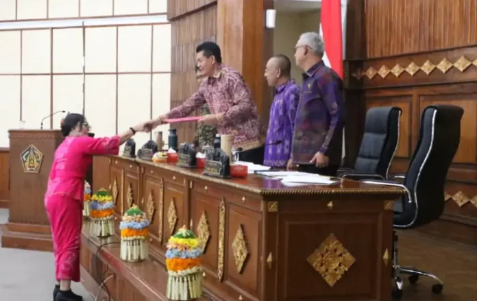 Dewan Perwakilan Rakyat Daerah (DPRD) Provinsi Bali menggelar Rapat Paripurna ke-7 Masa Persidangan I Tahun Sidang 2025–2026 di Kantor Gubernur Bali Dewan Perwakilan Rakyat Daerah (DPRD) Provinsi Bali menggelar Rapat Paripurna ke-7 Masa Persidangan I Tahun Sidang 2025–2026 di Kantor Gubernur Bali