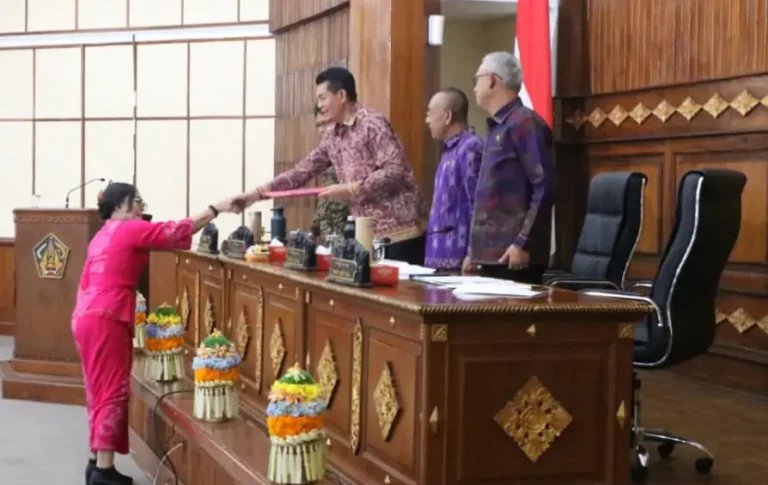 Dewan Perwakilan Rakyat Daerah (DPRD) Provinsi Bali menggelar Rapat Paripurna ke-7 Masa Persidangan I Tahun Sidang 2025–2026 di Kantor Gubernur Bali