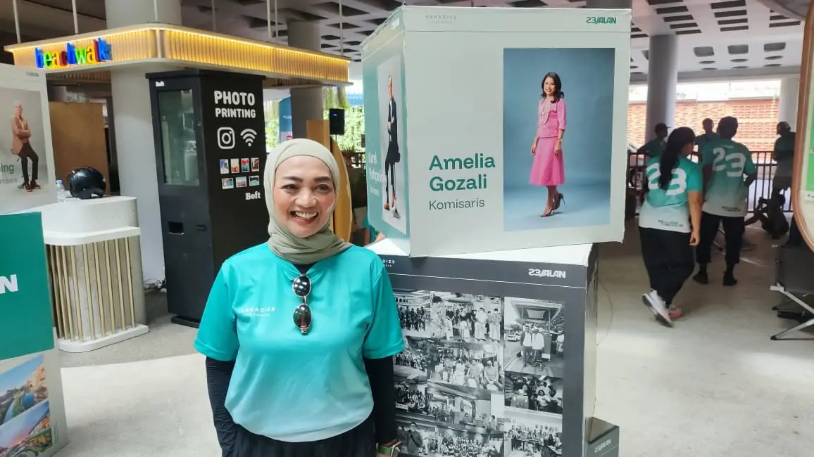 Gita Sunarwulan General Manager Beachwalk Shopping Center saat diwawancara pada Minggu (19/10/2025)