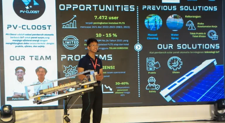 para peserta Pertamuda Seed and Scale sedang unjuk kemampuan pada babak demoday di hadapan para juri pada edisi 2024 lalu.