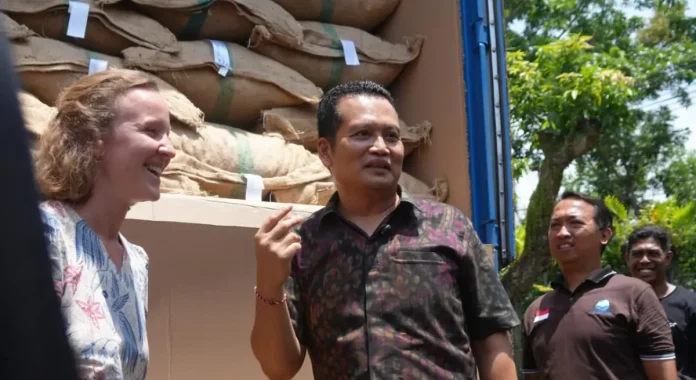 Koperasi Kakao Kerta Semaya (KSS) sukses mengekspor 14 ton biji kakao fermentasi premium ke dua negara sekaligus Valrhona dan Tachibana