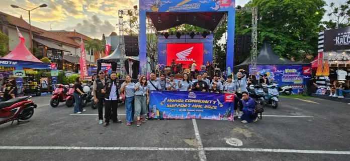 Honda Community Bali (HCB) tampil penuh semangat dengan menggelar berbagai aktivitas mulai dari city rolling, community gathering, hingga kompetisi antarkomunitas. Honda Community Bali (HCB) tampil penuh semangat dengan menggelar berbagai aktivitas mulai dari city rolling, community gathering, hingga kompetisi antarkomunitas.