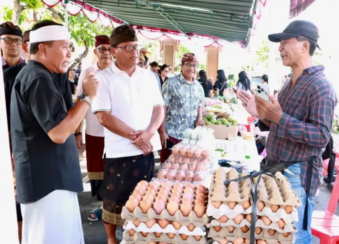 Pemerintah Kota Denpasar bekerja sama dengan Yowana Desa Adat Sanur mengadakan Festival Bazar Pangan di Jalan Danau Beratan, Sanur Kaja Pemerintah Kota Denpasar bekerja sama dengan Yowana Desa Adat Sanur mengadakan Festival Bazar Pangan di Jalan Danau Beratan, Sanur Kaja