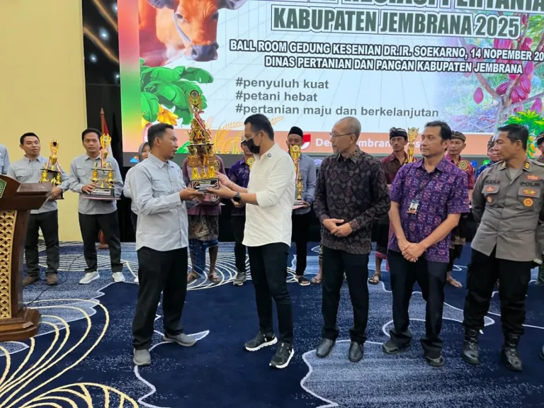 Pemkab Jembrana menggelar Pekan Apresiasi Pertanian 2025 untuk memberikan penghargaan kepada pelaku pertanian sekaligus menekankan perlindungan lahan dan penguatan ketahanan pangan.