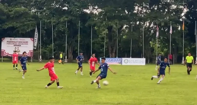 Kompetisi sepakbola tahunan Liga Jembrana Piala Bupati Cup 2025 resmi dimulai pada Jumat 14 November 2025 di Stadion Pecangakan