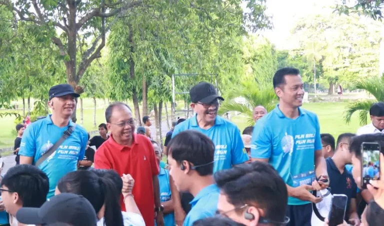 PLN Bali Fun Run 2025 Kumpulkan Donasi Rp150 Juta untuk Sambungan Listrik Warga Prasejahtera