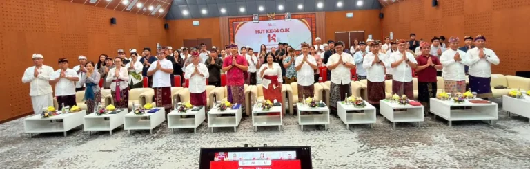 OJK Provinsi Bali memperingati HUT ke-14 dengan Dharma Wacana yang menekankan integrasi nilai dharma, Tri Hita Karana, dan kearifan lokal dalam pembangunan ekonomi berkelanjutan.