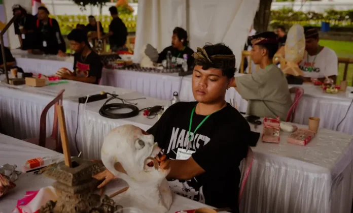 Untuk pertama kalinya, tapel ogoh-ogoh dibuat langsung di lokasi acara lewat Lomba Tapel Ogoh-ogoh Mangucita, hasil kolaborasi Bank BPD Bali dan Komunitas Jemari.