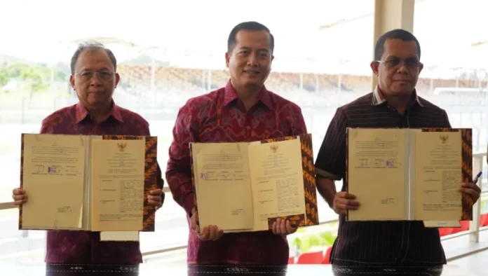 Gubernur Tiga Provinsi Sepakat Kembangkan Pariwisata, Energi Terbarukan, dan Ekonomi Bali-Nusra
