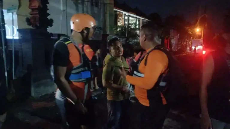 Seorang bocah berusia 4 tahun terseret arus saluran irigasi di kawasan Banjar Jumpayah, Desa Mengwitani, Badung, pada Rabu 26 November 2025.