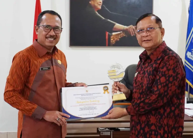 Pemkab Buleleng Catat Sejarah Digitalisasi Keuangan, Raih Penghargaan Nasional SIPD 2025