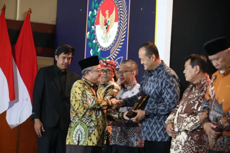 Pemkab Badung Borong Penghargaan Akses Pendidikan, Bukti Komitmen Tingkatkan Layanan Publik